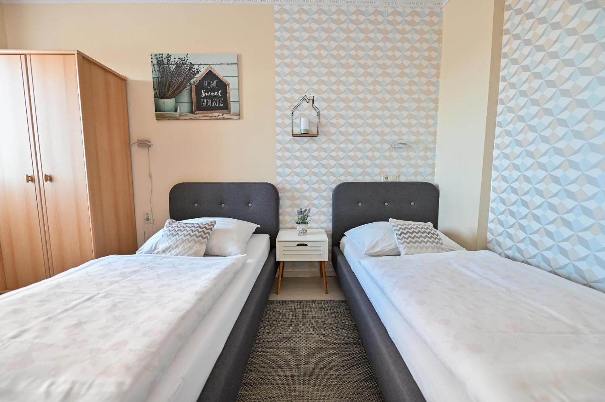 Apartament Bellavista 1 Apartman Eger Zewnętrze zdjęcie